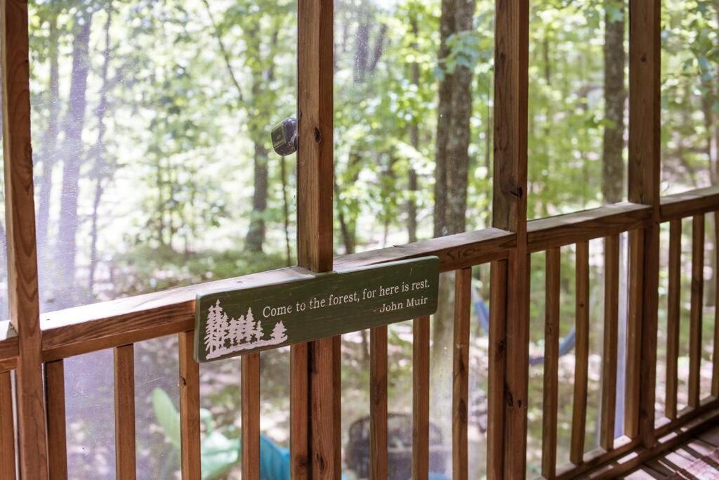 Pet Friendly Luxury Cabin Near Helen With Fire Pit クリーブランド エクステリア 写真
