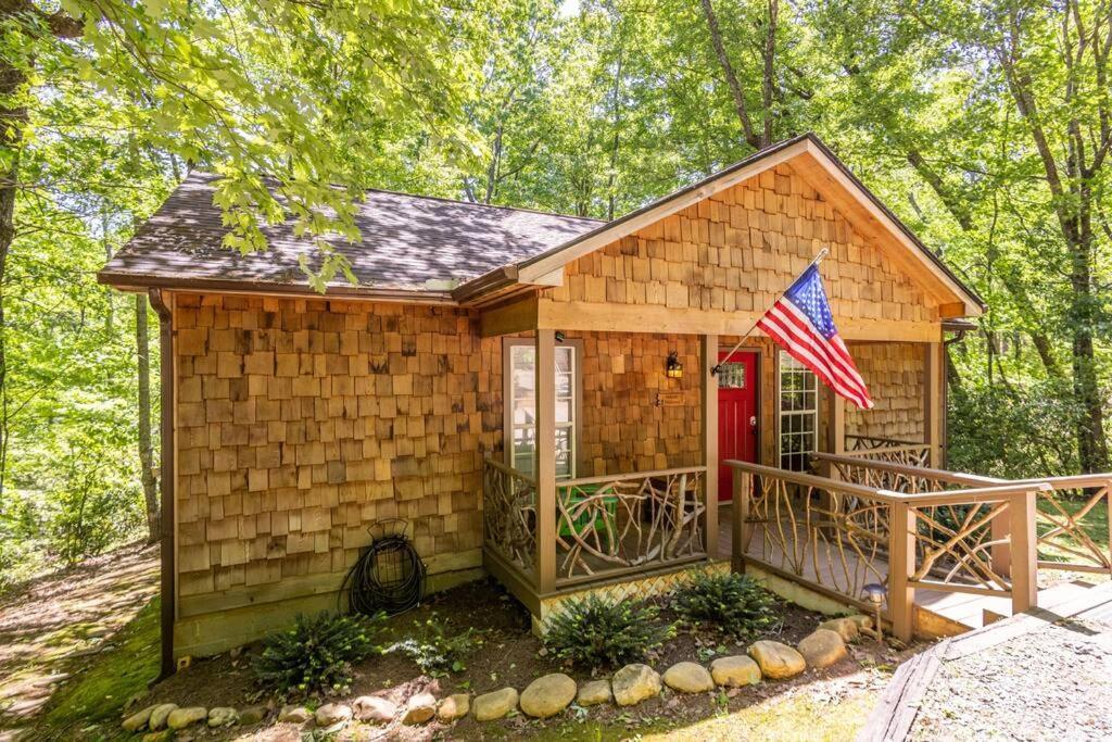 Pet Friendly Luxury Cabin Near Helen With Fire Pit クリーブランド エクステリア 写真